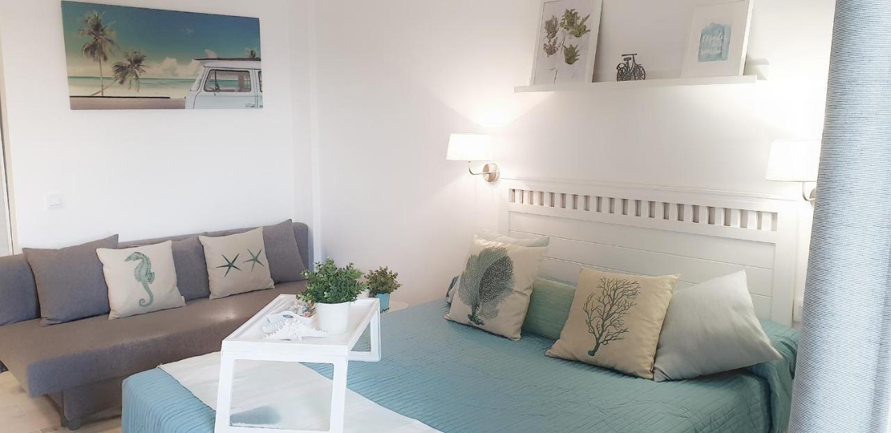 Apartamentos Holidays Benalbeach Benalmádena Exteriör bild
